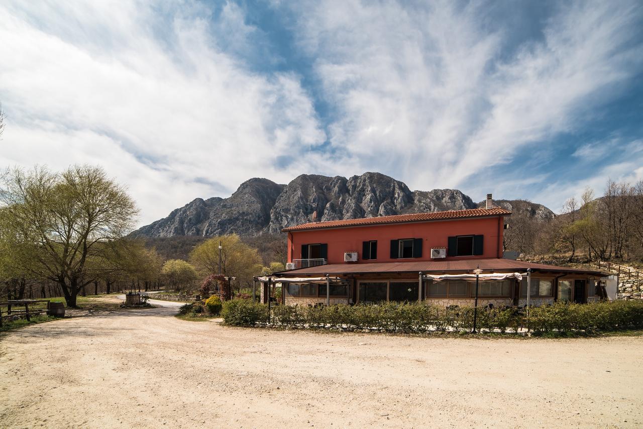 Locanda Belvedere Da Stefano Rocchetta a Volturno Esterno foto